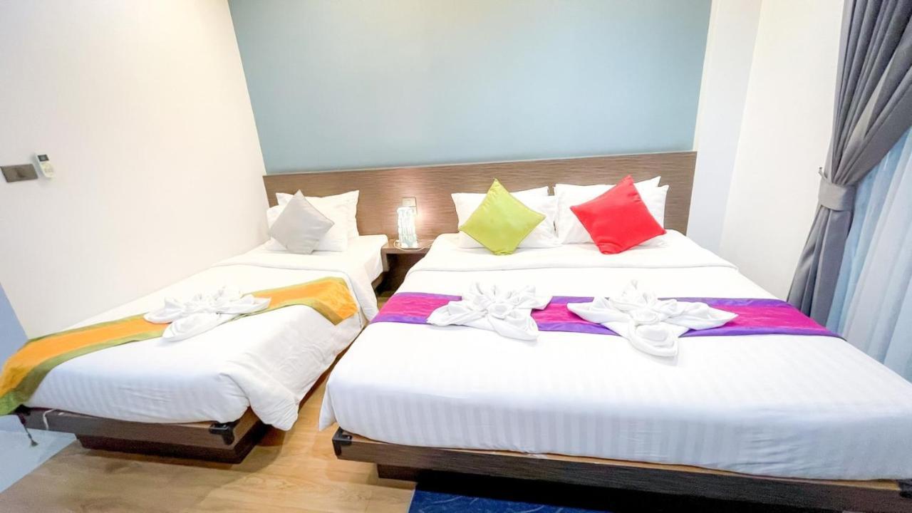 The S.G Hotel Buriram Exteriör bild