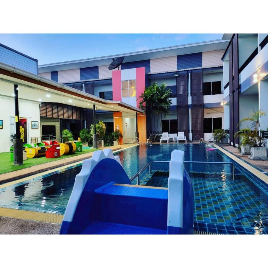 The S.G Hotel Buriram Exteriör bild