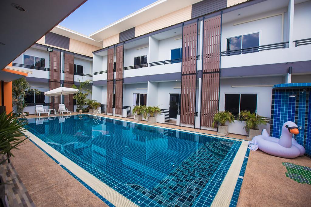 The S.G Hotel Buriram Exteriör bild