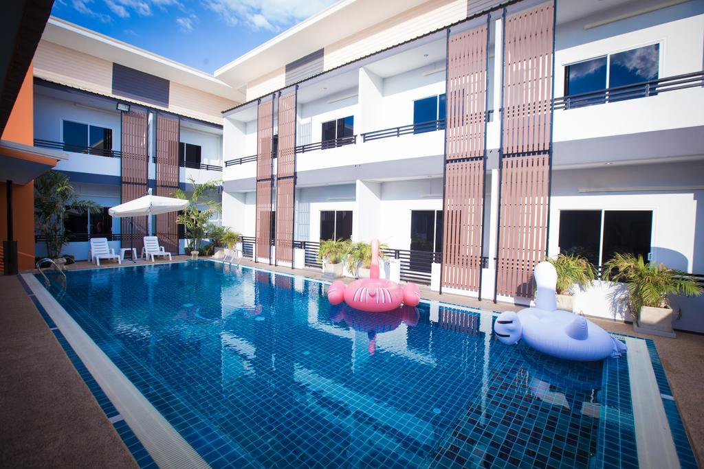 The S.G Hotel Buriram Exteriör bild