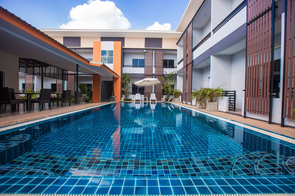 The S.G Hotel Buriram Exteriör bild